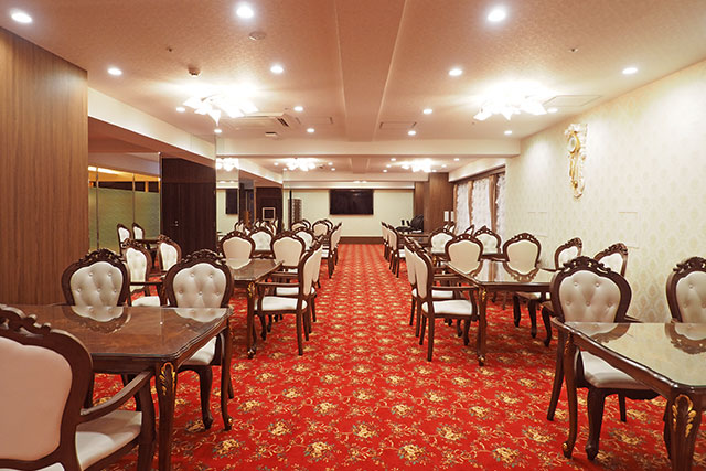 宝塚市の老人ホーム「エクセレント宝塚ガーデンヒルズ」レストラン