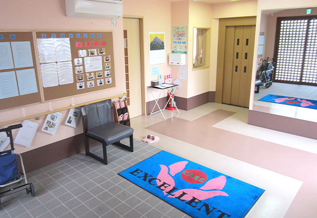 グループホーム えくせれんと国府【玄関】